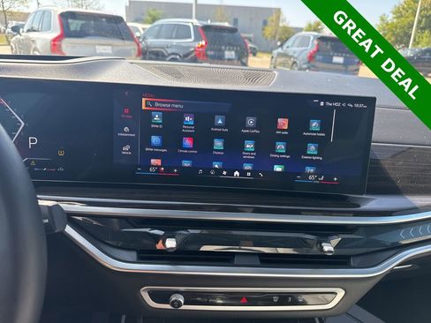 Used 2025 BMW X7 xDrive40i w/ Climate Comfort Package image 28