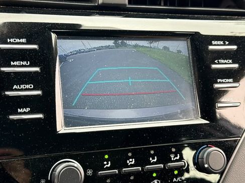 Used 2019 Toyota Camry LE w/ Carpet Mat Package FWD image 28