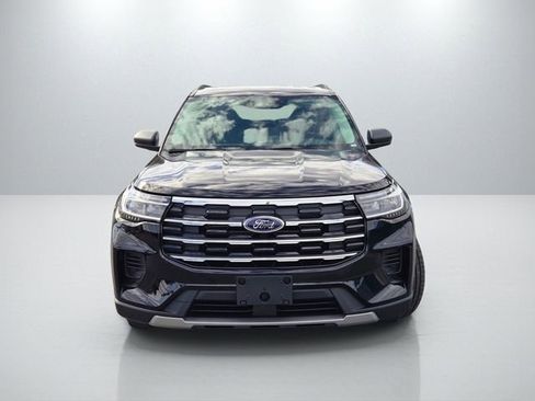 New 2026 Ford Explorer Active image 2