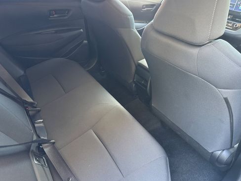 Used 2022 Toyota Corolla LE FWD image 30