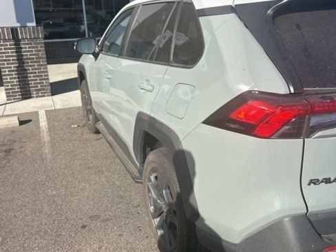 Used 2022 Toyota RAV4 Adventure image 12