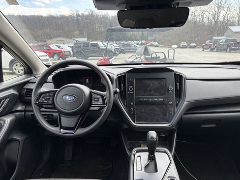 Used 2024 Subaru Crosstrek 2.0i image 5