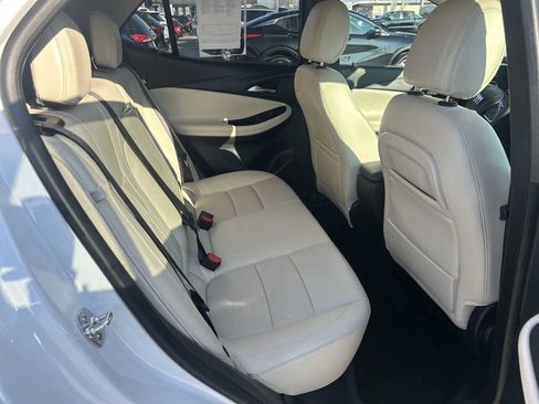 Used 2025 Buick Encore GX Avenir w/ Avenir Convenience Package image 25