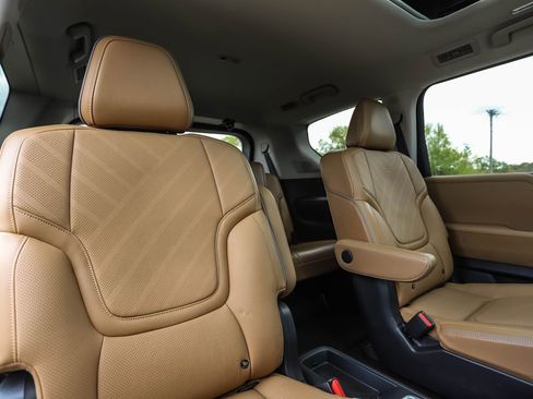 Used 2025 INFINITI QX80 Luxe AWD/4WD image 28