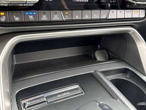 New 2025 MAZDA CX-70 Plug-In Hybrid w/ Premium Plus image 17