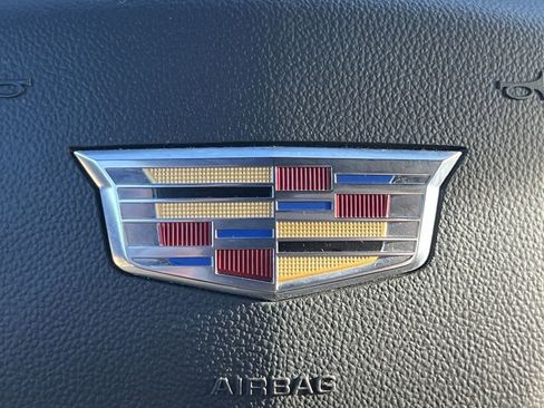 Used 2019 Cadillac XT5 Luxury image 51