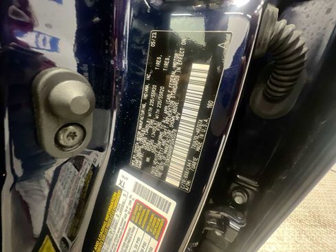 Used 2023 Toyota Highlander Platinum image 46