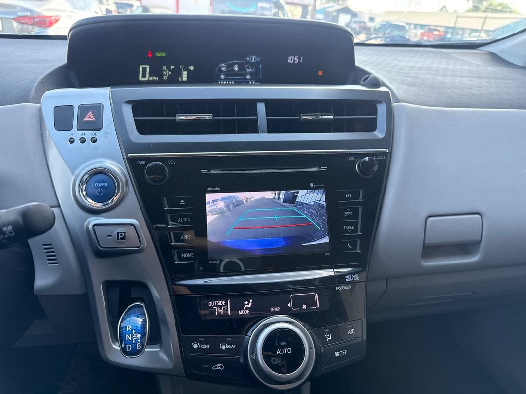 Used 2017 Toyota Prius V Five FWD image 16
