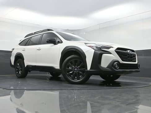 Used 2023 Subaru Outback Onyx Edition AWD/4WD image 23