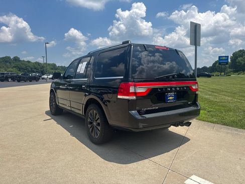 Used 2015 Lincoln Navigator 4WD image 8