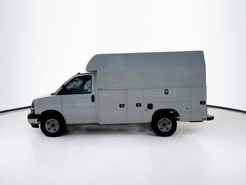 New 2024 Chevrolet Express 3500 w/ Power Convenience Package image 5