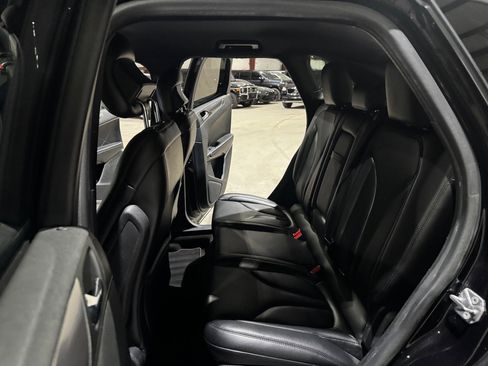 Used 2019 Lincoln MKC Premiere image 17