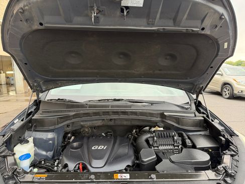 Used 2016 Hyundai Santa Fe Sport image 22