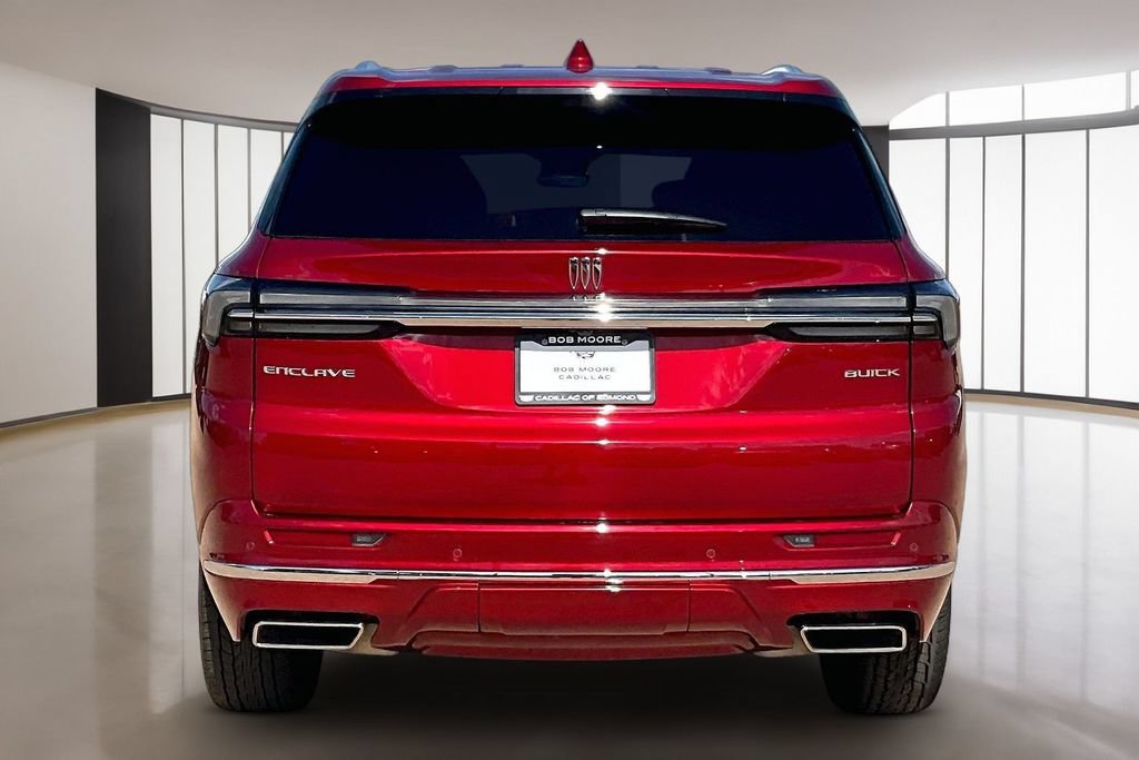 Used 2025 Buick Enclave Avenir w/ Super Cruise Package FWD image 4