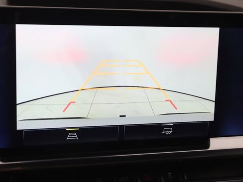 Used 2022 Chevrolet Silverado 1500 LT image 10