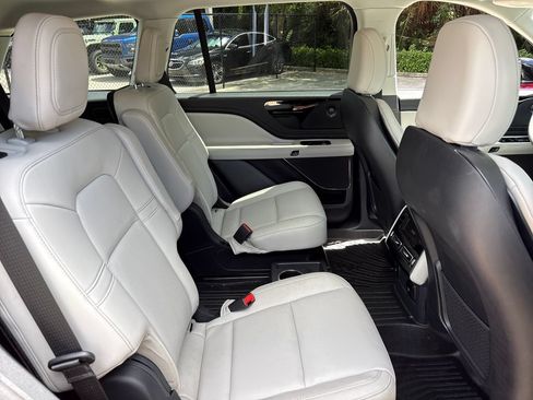 Used 2025 Lincoln Aviator 2WD w/ Equipment Group 101A image 31
