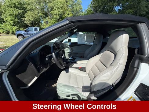 Used 2009 Chevrolet Corvette Convertible w/ Preferred Equipment Group RWD image 13