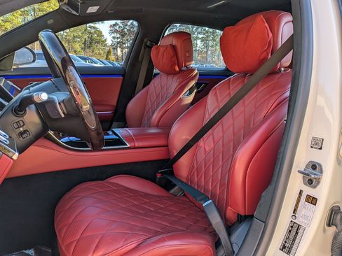 Used 2022 Mercedes-Benz S 580 4MATIC Sedan image 16