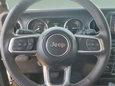 Certified 2023 Jeep Wrangler Unlimited Sahara AWD/4WD image 5