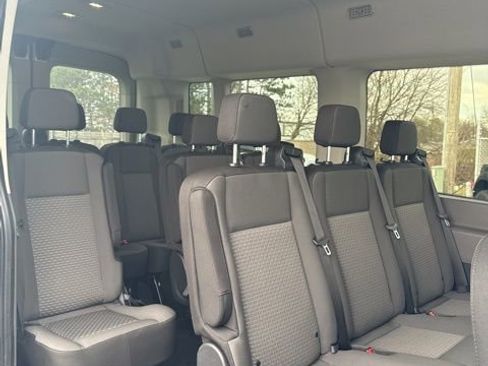 Certified 2025 Ford Transit 350 XLT image 4