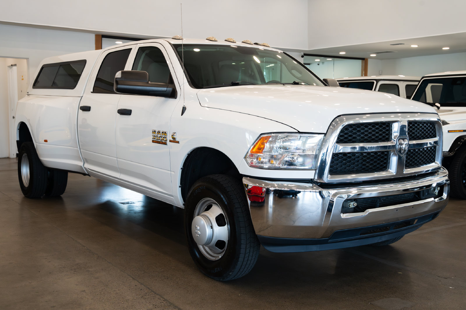 Used 2017 RAM 3500 Tradesman w/ Popular Equipment Group AWD/4WD image 3