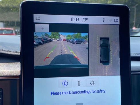 Certified 2022 Ford Explorer Platinum w/ Equipment Group 601A image 35