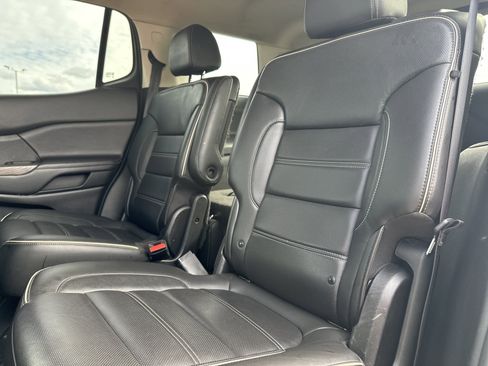 Used 2020 GMC Acadia Denali image 29