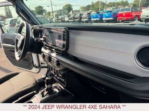 Used 2024 Jeep Wrangler Sahara 4xe image 18