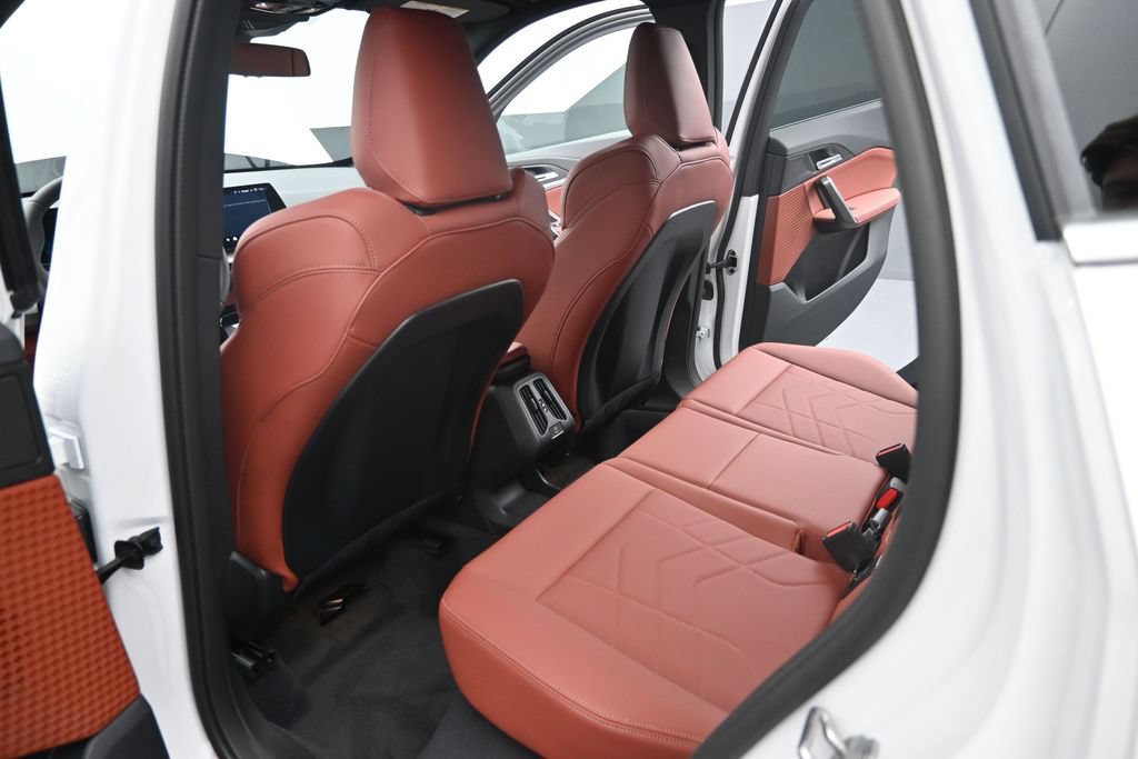 New 2027 BMW X1 xDrive28i AWD/4WD image 29