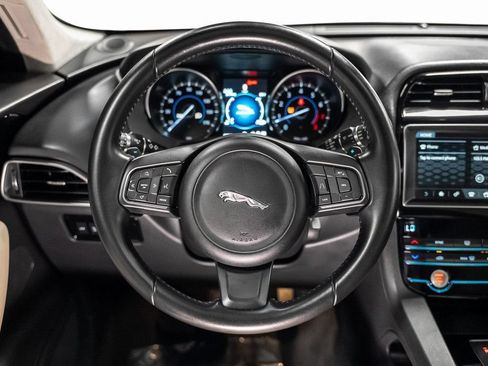 Used 2020 Jaguar F-PACE Premium AWD/4WD image 43