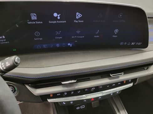 Certified 2024 Cadillac XT4 Sport image 7