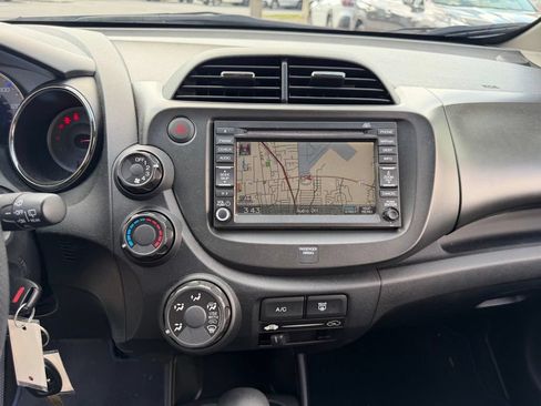 Used 2013 Honda Fit Sport image 24