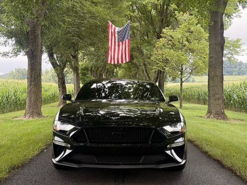 Used 2018 Ford Mustang GT RWD image 3