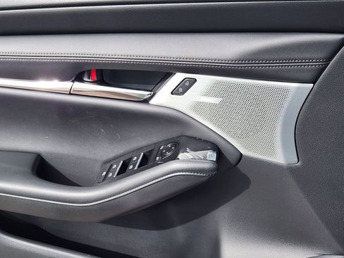 New 2026 MAZDA MAZDA3 2.5 Turbo Sedan w/Premium Plus image 13