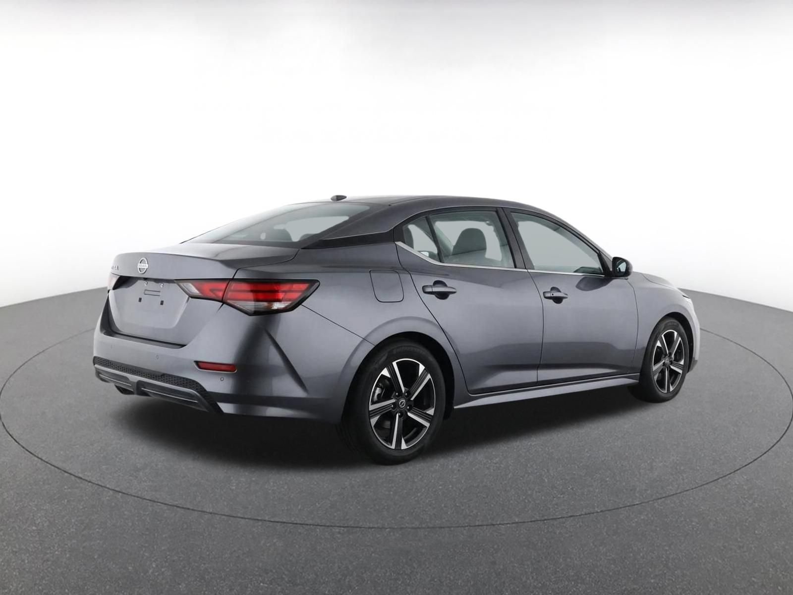 Used 2025 Nissan Sentra SV FWD image 8