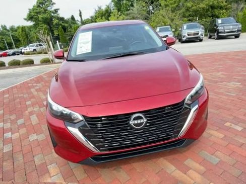 Used 2024 Nissan Sentra SV FWD image 4