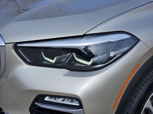 Used 2019 BMW X5 xDrive40i w/ Premium Package 2 image 7