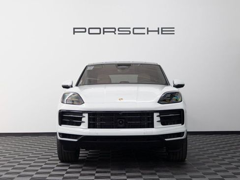 New 2026 Porsche Cayenne Coupe AWD/4WD image 10