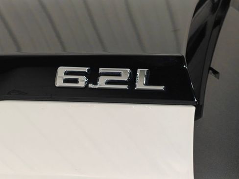 Used 2022 Chevrolet Silverado 1500 ZR2 w/ Technology Package AWD/4WD image 75
