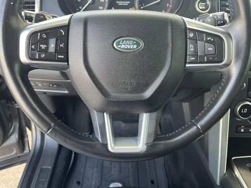 Used 2018 Land Rover Discovery Sport HSE image 15