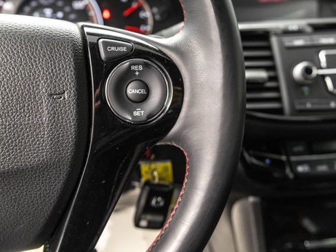Used 2017 Honda Accord Sport Special Edition image 21