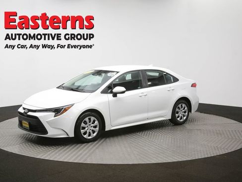 Used 2024 Toyota Corolla LE image 54