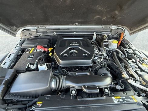 Used 2023 Jeep Wrangler Unlimited Rubicon 4xe w/ Steel Bumper Group image 43