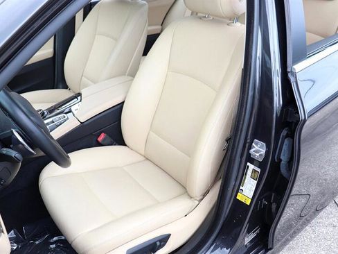 Used 2016 BMW 528i Sedan image 11