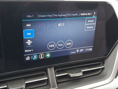 Certified 2024 Chevrolet Trax RS image 17