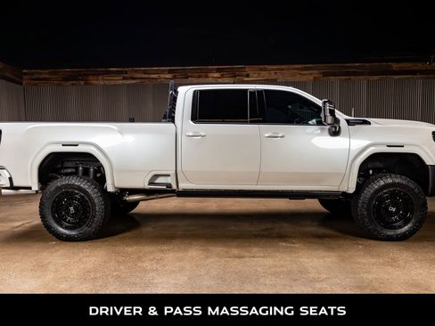 Used 2024 GMC Sierra 3500 Denali Ultimate image 10