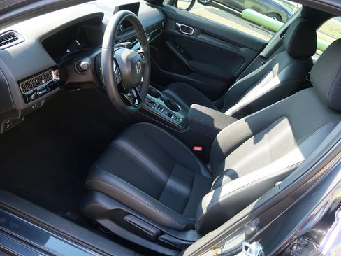 Used 2024 Honda Civic Sport image 14