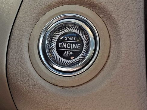 Certified 2022 Mercedes-Benz GLC 300 GLC 300 image 19