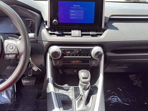 Used 2024 Toyota RAV4 LE AWD/4WD image 12