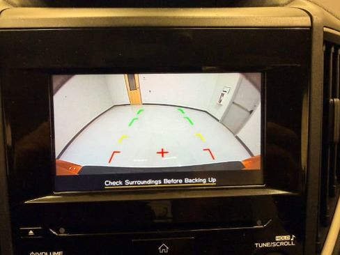 Used 2019 Subaru Crosstrek 2.0i Premium w/ Eyesight System image 26